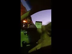 Vào ngày Leila khai sinh của các hiệp Sĩ sec kong che đánh quà tặng của mình và ba